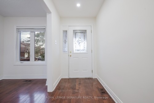 796 Thistle Down Court, Mississauga, ON - Indoor Photo Showing Other Room