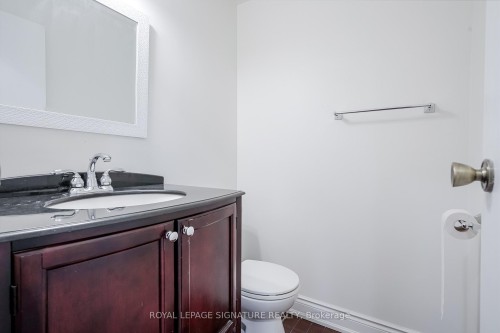 796 Thistle Down Court, Mississauga, ON - Indoor Photo Showing Bathroom