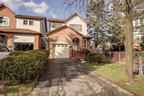 796 Thistle Down Court, Mississauga, ON - Outdoor With Facade