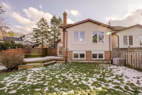 796 Thistle Down Court, Mississauga, ON - Outdoor