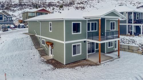 2123 Mountain View Avenue, Lumby, BC - Outdoor