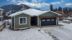 2123 Mountain View Avenue  Lumby, BC V0E 2G0