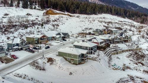 2123 Mountain View Avenue, Lumby, BC - Outdoor