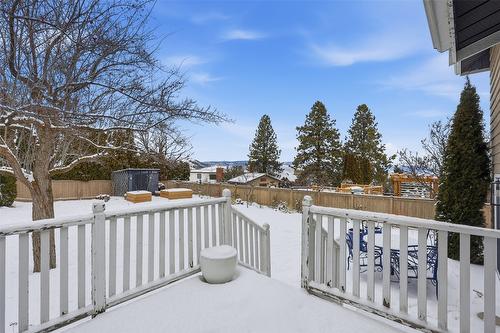 2074 Hampshire Drive, Kamloops, BC - Outdoor