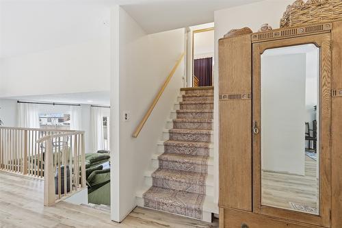 2074 Hampshire Drive, Kamloops, BC - Indoor Photo Showing Other Room