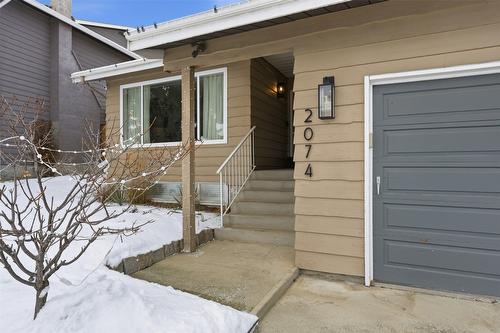 2074 Hampshire Drive, Kamloops, BC - Outdoor