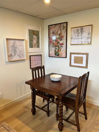 2074 Hampshire Drive, Kamloops, BC - Indoor Photo Showing Dining Room