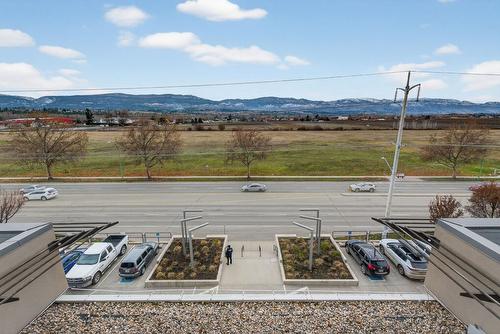 403-2040 Springfield Road, Kelowna, BC - Outdoor With View