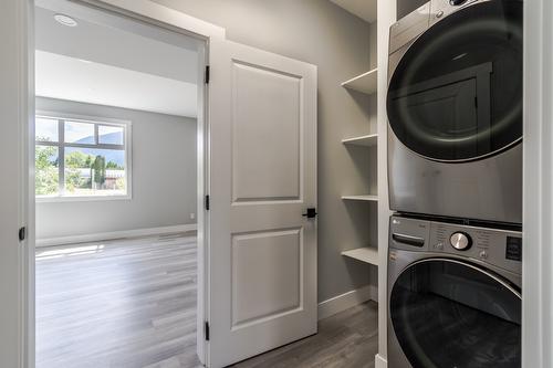 180 Hollywood Crescent, Lillooet, BC - Indoor Photo Showing Laundry Room
