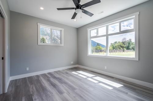 180 Hollywood Crescent, Lillooet, BC - Indoor Photo Showing Other Room