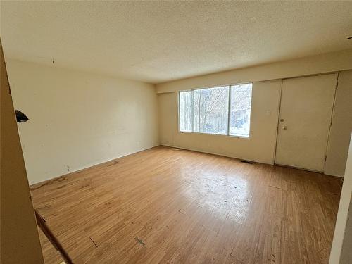 1666 Douglas Street, Merritt, BC - Indoor Photo Showing Other Room