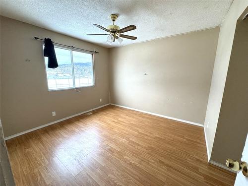 1666 Douglas Street, Merritt, BC - Indoor Photo Showing Other Room