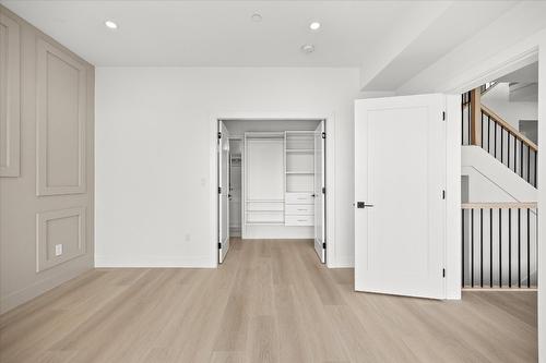 8916 Tavistock Road, Vernon, BC - Indoor Photo Showing Other Room