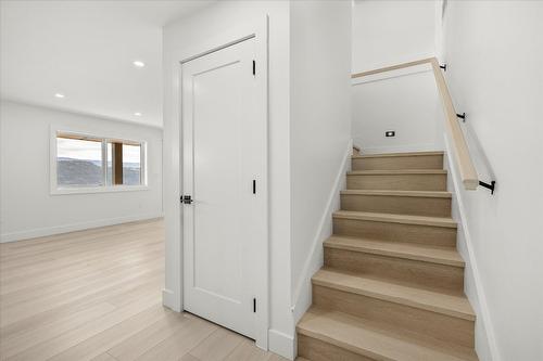 8916 Tavistock Road, Vernon, BC - Indoor Photo Showing Other Room