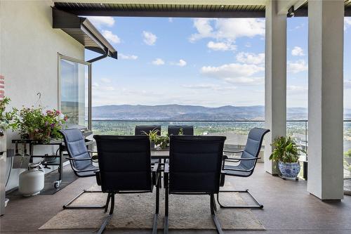 2202 Tramonto Court, Kelowna, BC - 