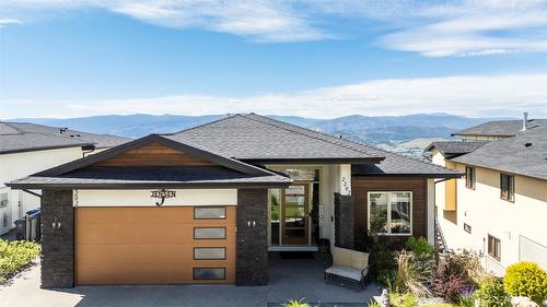2202 Tramonto Court, Kelowna, BC - Outdoor