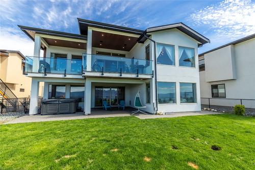 2202 Tramonto Court, Kelowna, BC - Outdoor