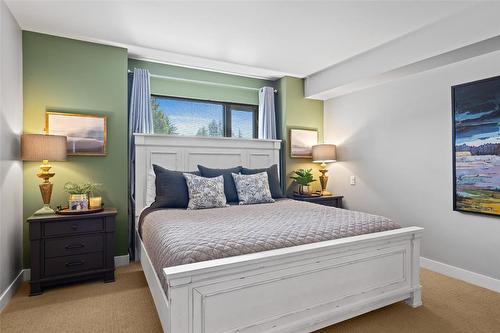 205-600 Sarsons Road, Kelowna, BC - Indoor Photo Showing Bedroom