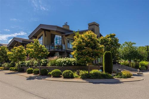 205-600 Sarsons Road, Kelowna, BC - Outdoor