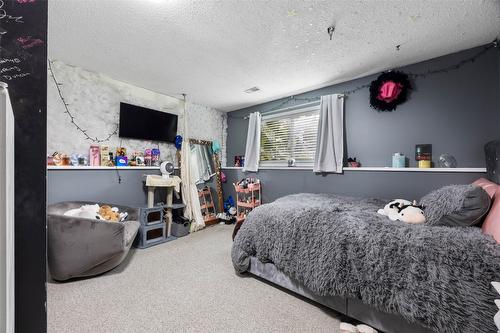 1795 Delnor Crescent, Kamloops, BC - Indoor Photo Showing Bedroom