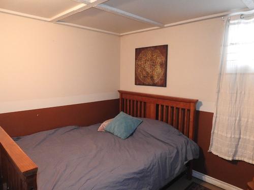43 Sigalet Road, Lumby, BC - Indoor Photo Showing Bedroom