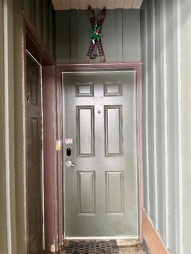 23-165 Kettleview Road, Big White, BC - Indoor Photo Showing Other Room