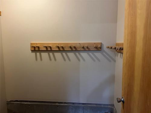 23-165 Kettleview Road, Big White, BC - Indoor Photo Showing Other Room