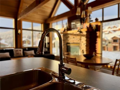 23-165 Kettleview Road, Big White, BC - Indoor