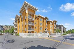 404-571 Yates Road  Kelowna, BC V1V 2V5