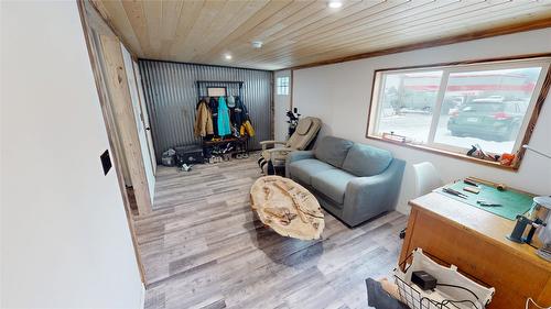 424 Briar Avenue, Cranbrook, BC - Indoor