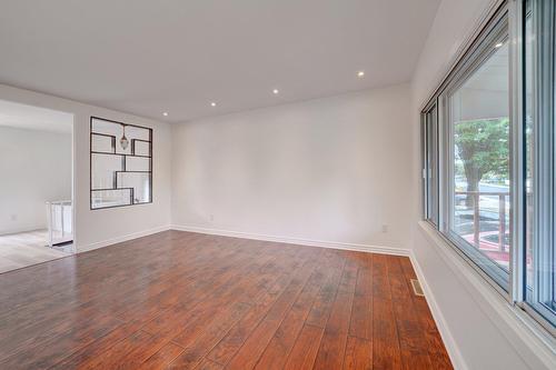 Salon - 6015 Av. Baffin, Brossard, QC - Indoor Photo Showing Other Room