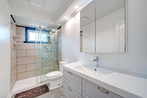 Salle de bains - 6015 Av. Baffin, Brossard, QC - Indoor Photo Showing Bathroom