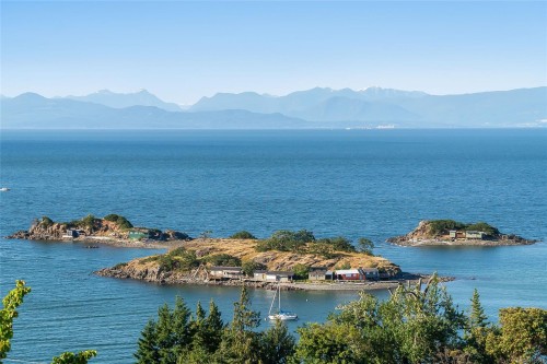 3796 Sundown Dr, Nanaimo, BC 
