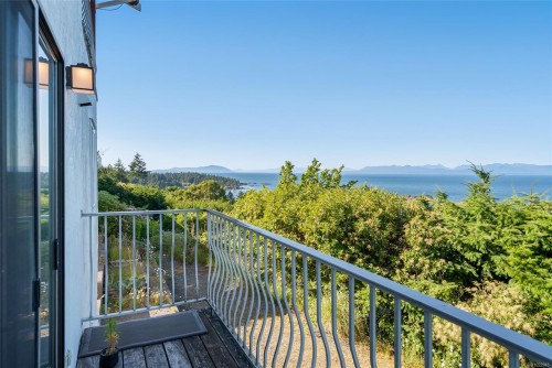 3796 Sundown Dr, Nanaimo, BC 