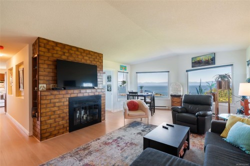 3796 Sundown Dr, Nanaimo, BC 