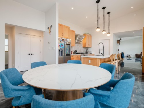 6415 Walker Rd, Port Alberni, BC 