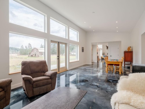 6415 Walker Rd, Port Alberni, BC 