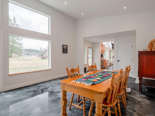 6415 Walker Rd, Port Alberni, BC 