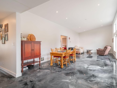 6415 Walker Rd, Port Alberni, BC 