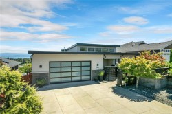 2661 Sunderland Rd  Campbell River, BC V9H 0C8