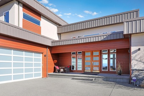 300 Connemara Rd, Comox, BC 