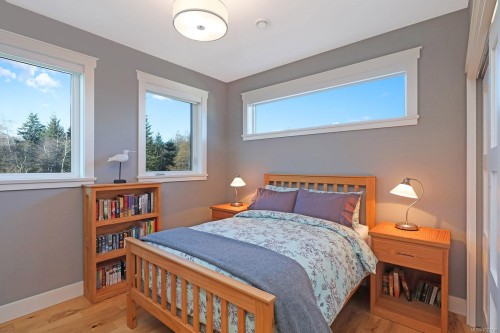 300 Connemara Rd, Comox, BC 