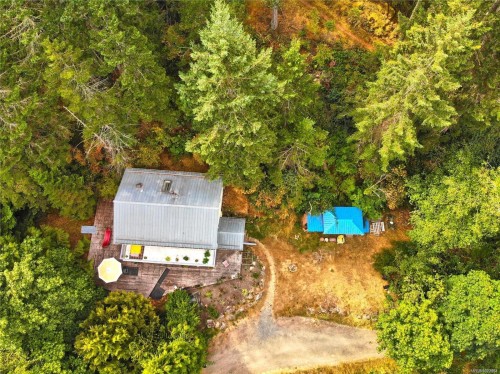 121 Whims Rd, Salt Spring, BC 