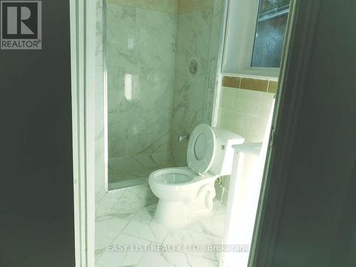 3 Ardell Avenue, Toronto, ON - Indoor Photo Showing Bathroom