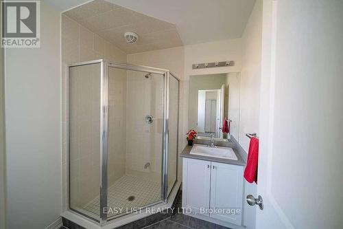 49 Prince William Boulevard, Clarington, ON - Indoor Photo Showing Bathroom