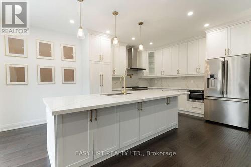 3 Halliday Street, Ajax, ON - Indoor Photo Showing Kitchen With Upgraded Kitchen