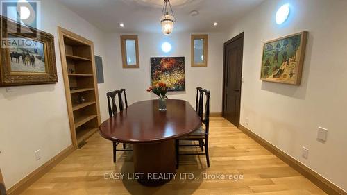 98 Burbank Drive, Toronto, ON - Indoor Photo Showing Dining Room