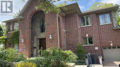 98 Burbank Drive, Toronto, ON - Outdoor