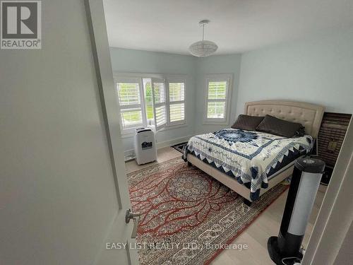 6 Devonridge Crescent, Toronto, ON - Indoor Photo Showing Bedroom