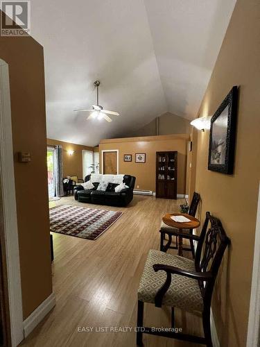 2135 Champlain Road, Tiny, ON - Indoor Photo Showing Other Room